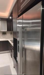 البطل احمد عبد العزيز