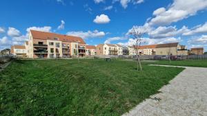 Bali Forest Roissy CDG Airport - Paris Villepinte