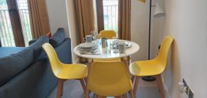 Pearl Bay - One bedroom Luxury Apartment in St Albans