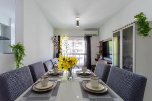 Apto c Piscina e Quadras no Recreio