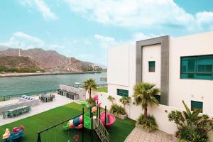 The Wave Villa - Al Dana Island Fujairah