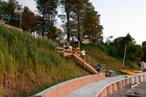 Lakefront Home in Madison - Private Beach