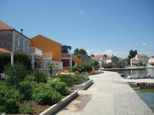Apartments by the sea Drace, Peljesac - 11502