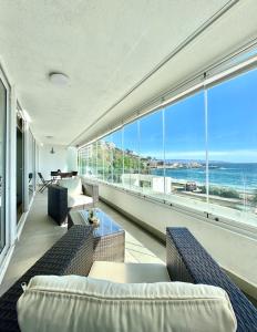 Frente a la Playa , Cochoa , Reñaca