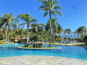 Angra dos Reis - Studio - Condomínio com piscina, bar molhado e marina - Aluguel de Lancha no Local
