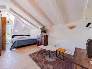 Natur Olive House Ston