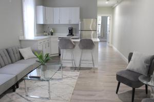 WOW Bright Apt PRIME downtown Walk Everywhere