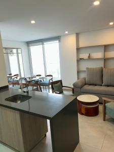 Hermoso apartaestudio con espectacular vista