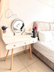 Twin Tower Residence Brand New Minimalist Suite 7pax 3 Min Walk from CIQ