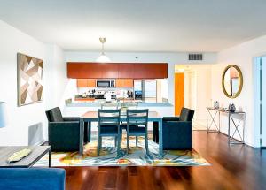 Star Stay Miami Yellow Brickell