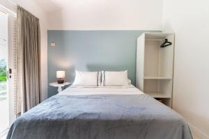 Barequeçaba - Pé na areia - 6 suites