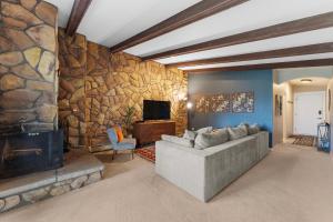 Lake Cliffe 307 Building A