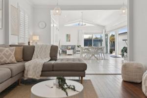 Endless Summer Sawtell, Pool, Sleeps 6, Fun