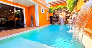 HIDELAND Luxury Pool Villa Pattaya Walking Street 5 Bedrooms