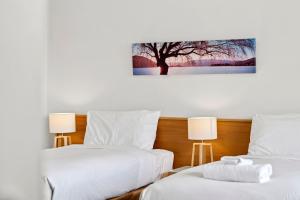 2 Bed with 2 Ensuites Central to ski fields Balcony Sleeps 4