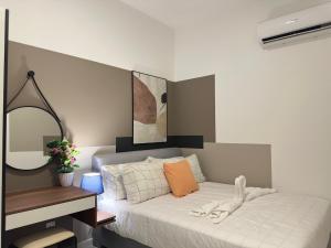 Luxury private family suite 26161BR at KLCC