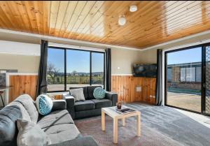 10-72 at Kellraine - Fully self contained