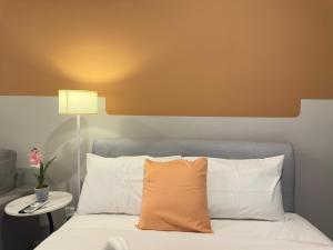 Cozy suite for couple 297A at KLCC