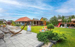 1 Bedroom Nice Apartment In Nowecin - Ppl983