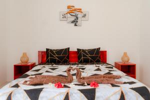 Tropical Villa with Swimming Pool