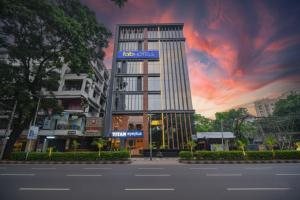 FabHotel Prime Karims