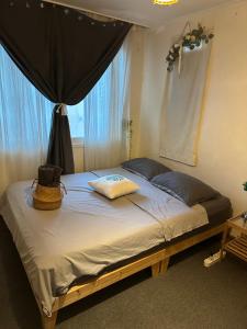 Itaewon Sharehouse Double Room