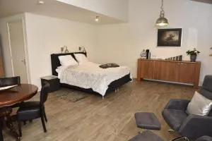 Munnickenheide Buitengewoon Overnachten - ميد