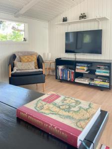 Summer Home Gem With Sea View On Helgenæs