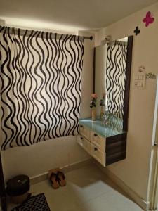 Gachibowli House of Arts 105 Elina Stays