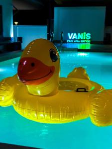 Vanis Pool Villa Hatyai