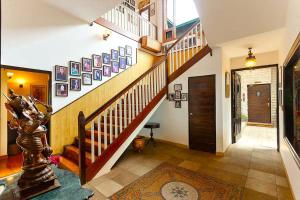 Mistair Garden Luxurious Villa Kasauli