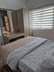 Santorini Resort Negombo - Elysian Blue Suite Negombo beach and Airport