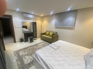 شقق السلام شقة عوائل ثلاث غرف وحمامين وصالة a 1