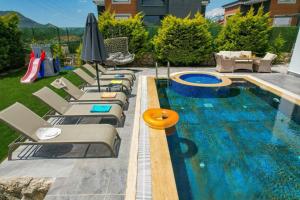 ATLANTİS- 4 Bedroom Holiday Villa in Hisaronu