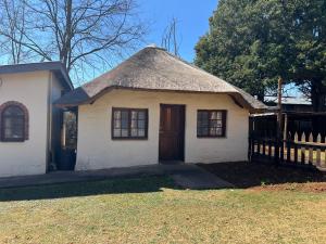 Pavlovna Comfy 4 Cottage - Ubytování bez kategorie ve městě Himeville