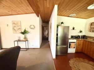 Cedar Palms Pet friendly close to red rocks beach