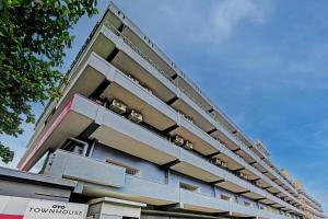 Super Townhouse Ramamurthy Nagar Formerly Navya International