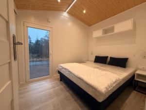 Holiday accommodation in the middle of nature in Knared