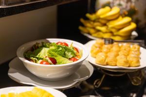 Hanoi House Hotel & Travel