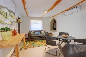 The Soleta Cottage, Almond Valley Getaway