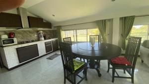 Green orchid Apartment