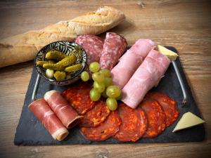 Appartement entrée privative, terrasse et jardin