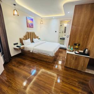 Jasmine Mountain View Retreat - Mall Road Dalhousie