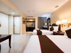 Palladium Suites Hotel