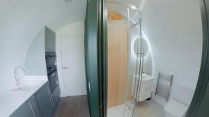 Eira Pod - Luxury Glamping escape - private Hot tub