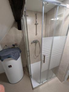 Prostorná chalupa v Podkrkonoší ideální pro větší skupiny a aktivní dovolenou po celý rok