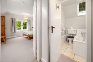 Rural 1-Bed Retreat at Stunning Raera Farm