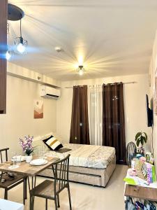 Studio Retreat with Balcony and Pool