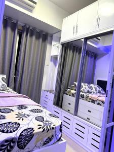 One-bedroom condo at Shell Residences