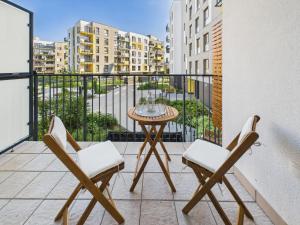 Marywilska 66A Studio & Parking by SuperApart